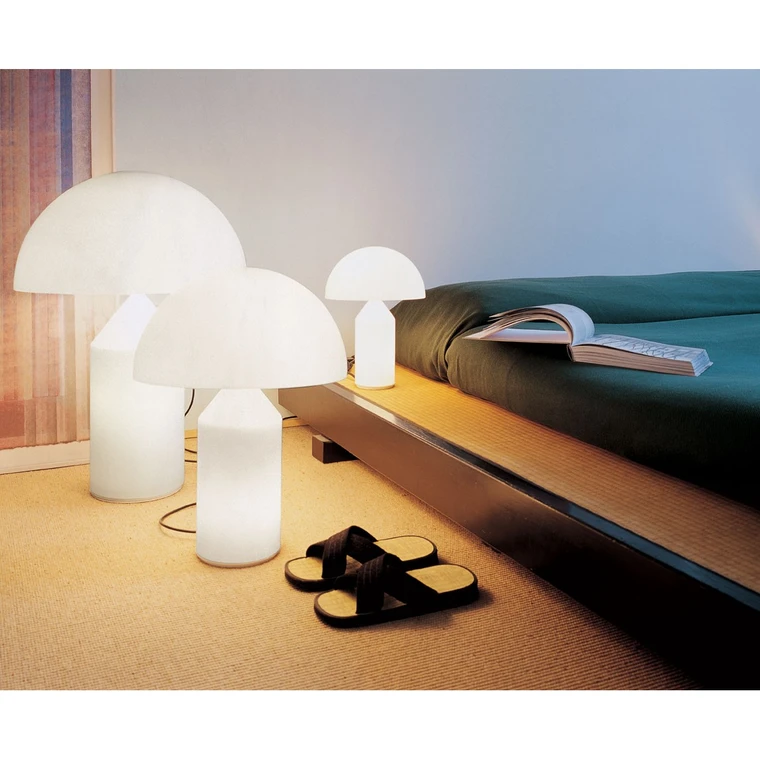 Oluce table hot sale lamp